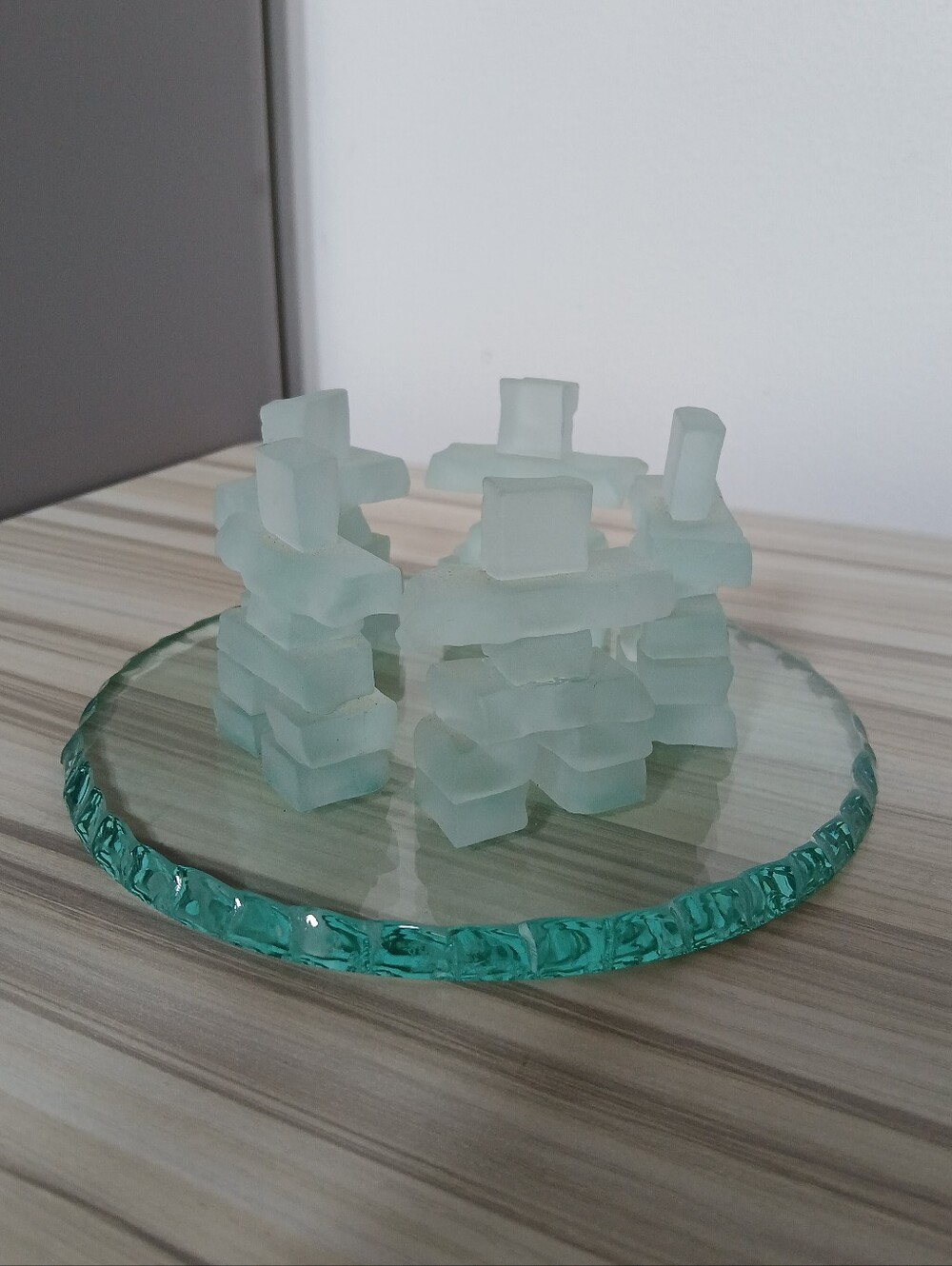Vintage Frosted Glass Friendship Inukshuk Art Sculpture With Clear Glass Base